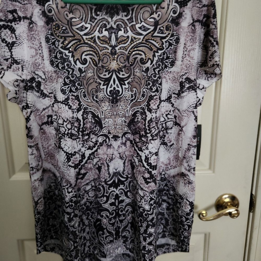 XL Style and Co burnout top. Short sleeve.  New w/tags.